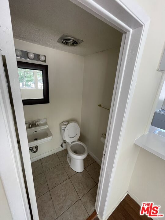 205 S Elm Drive 5