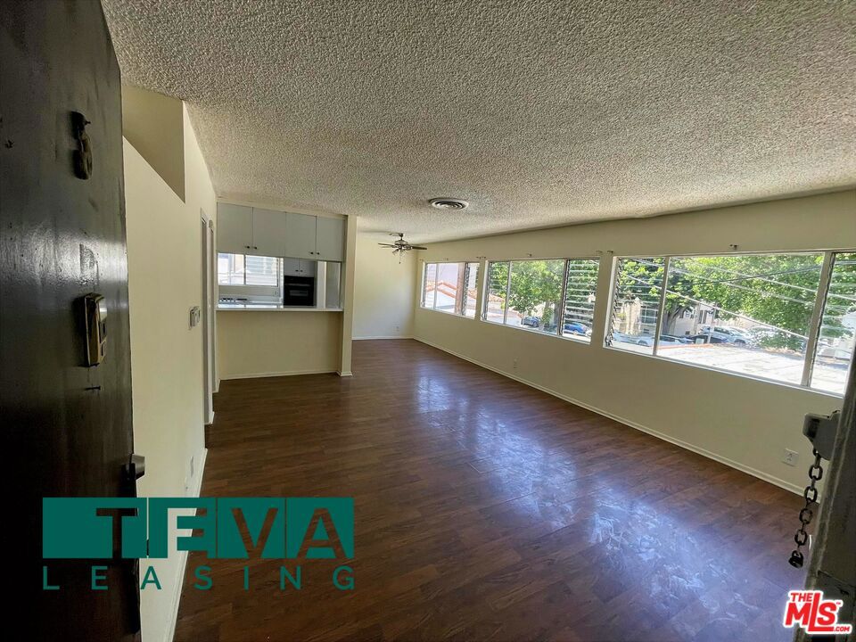 Teva Leasing is pleased to offer a bright and spacious 1 Bedroom Townhome for rent in the heart of Beverly Hills. This charming unit features a sunlit living room that flows effortlessly into the kitchen, complete with a range/oven, 1.5 bathrooms, and a cozy breakfast nook perfect for enjoying meals at home. The private rooftop balcony offers a fresh space to unwind, while the comfortable bedroom provides a quiet retreat at the end of the day. Additional highlights include hardwood and tile flooring throughout, air conditioning, and access to convenient shared laundry facilities. Located just moments from world-renowned shopping on Rodeo Drive, open-air dining along Canon Drive, and nearby Erewhon, Whole Foods, and the Sunday Farmer's Market this is Beverly Hills living at its finest. 1 parking spot included. Shared Laundry room on site. Tenant pays for Electric & Gas