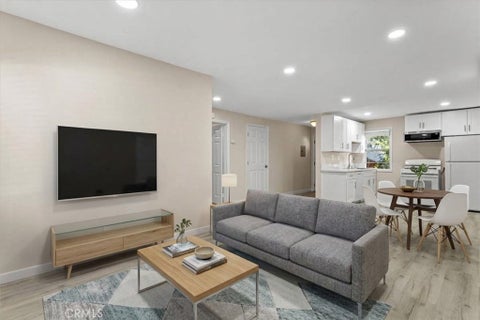 Photo of 3652 Fredonia DR #B, Los Angeles, CA 90068 (MLS # SR26199796)
