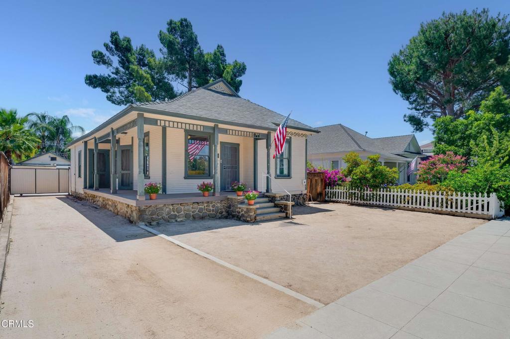 580 N 1st Avenue