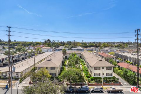2032 Delaware Avenue Santa Monica CA 90404