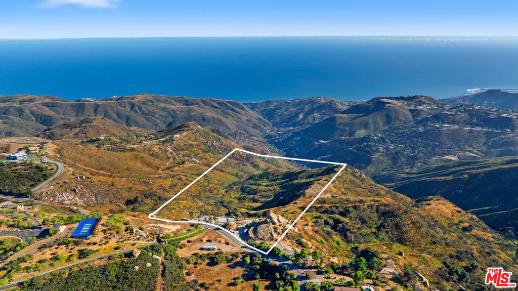 23000 Saddle Peak Road