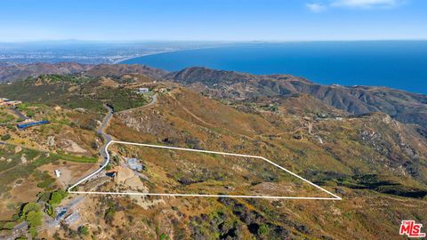 23000 Saddle Peak Road Topanga CA 90290