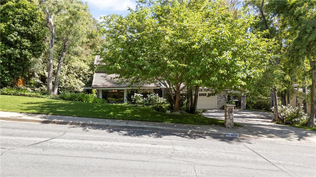 10139 Sun Valley Drive
