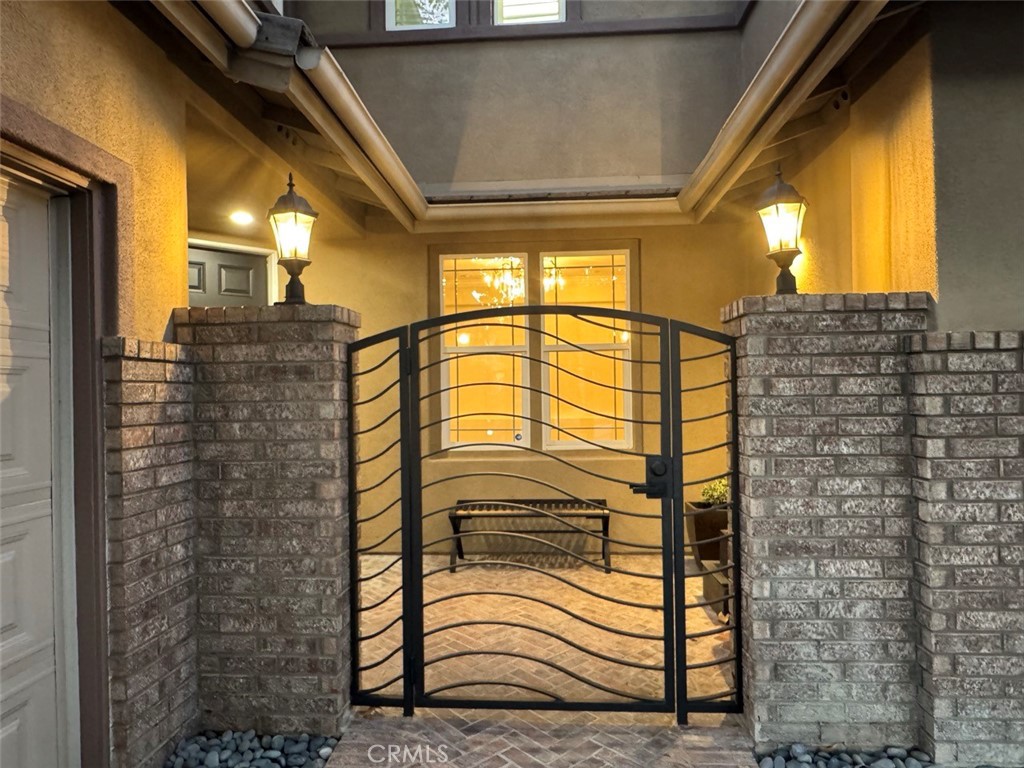 10 Pickering Circle
