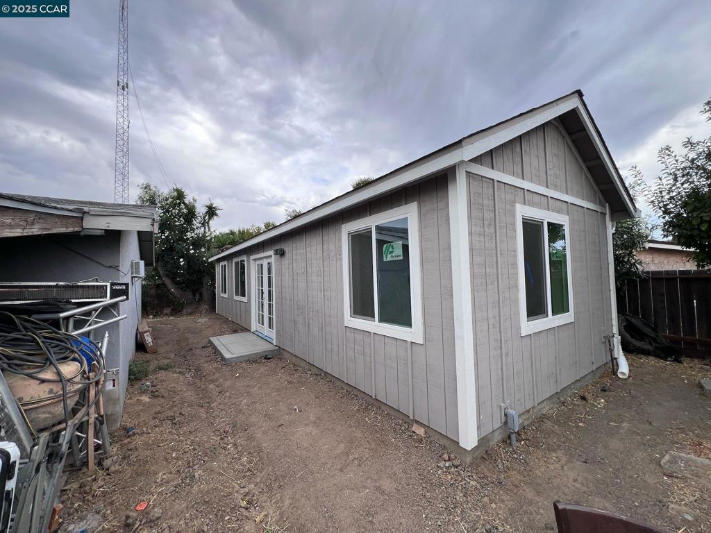 SHORE ACRES - Residential