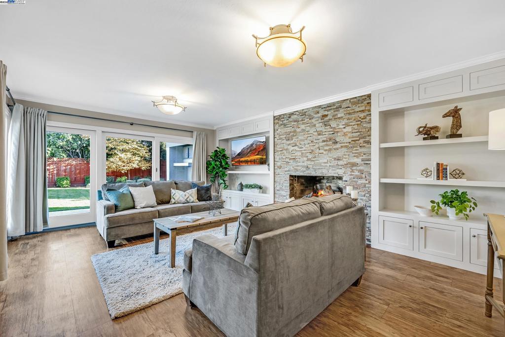 GLENMOOR - Residential