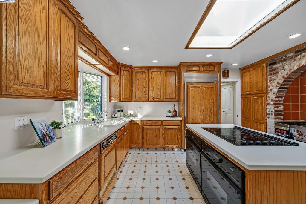 GLENMOOR - Residential