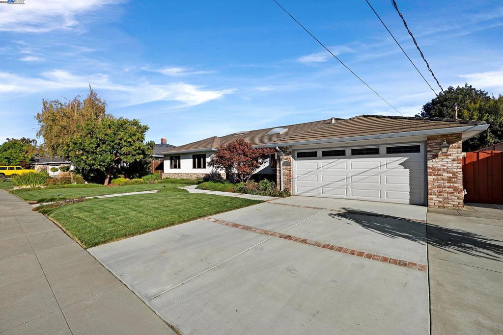 GLENMOOR - Residential