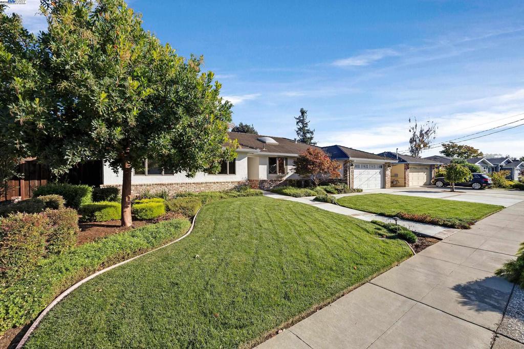 GLENMOOR - Residential