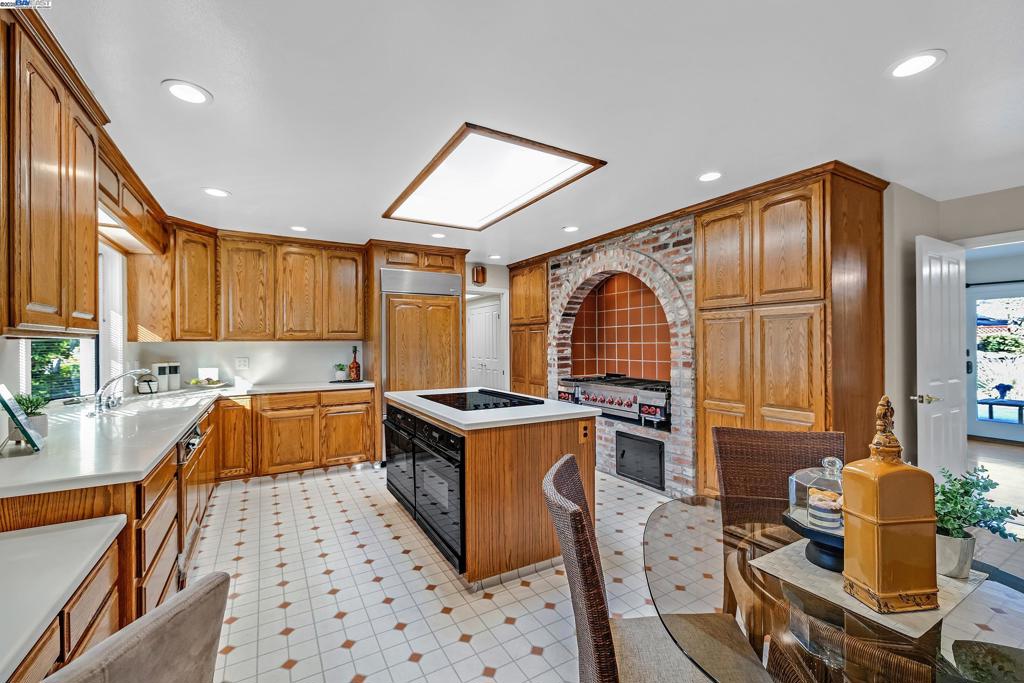 GLENMOOR - Residential