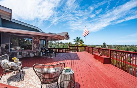 Photo of 512 Beaumont Dr, Vista, CA 92084 (MLS # NDP2603980)