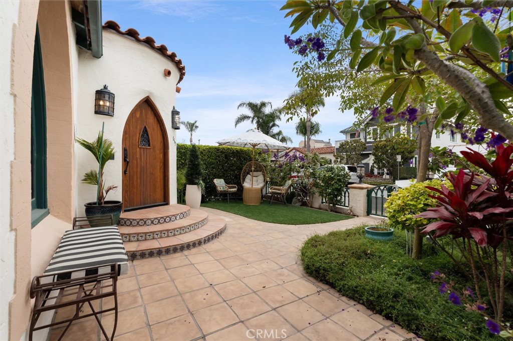 159 Claremont