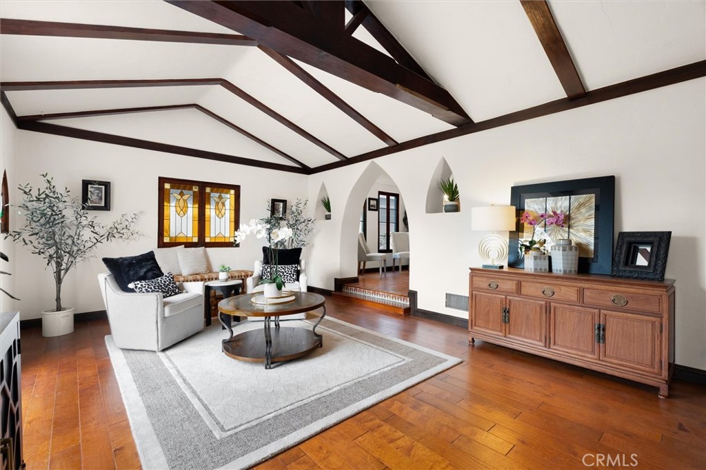 159 Claremont