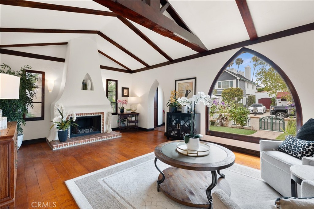 159 Claremont
