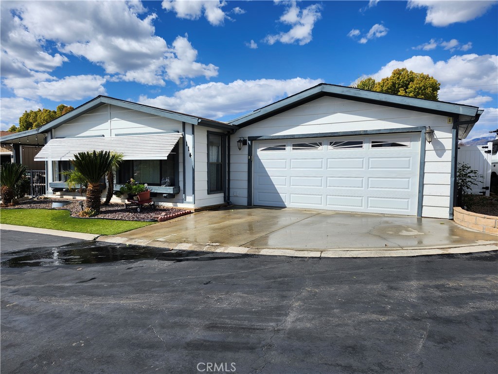 10961 Desert Lawn Drive 114