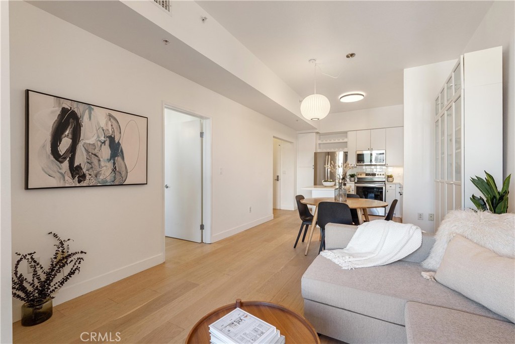 488 E Ocean Boulevard 1209