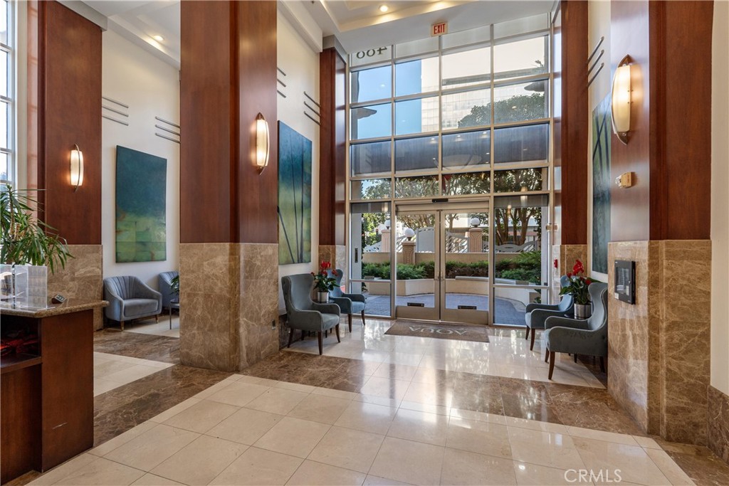 Downtown (DT) - Residential