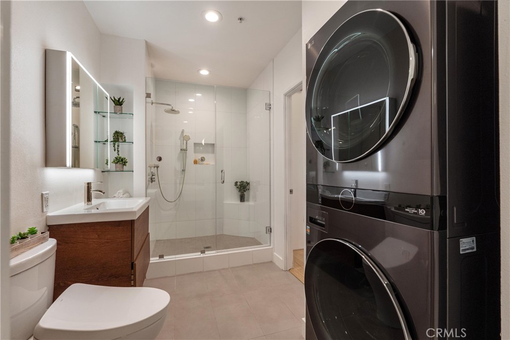 Downtown (DT) - Residential