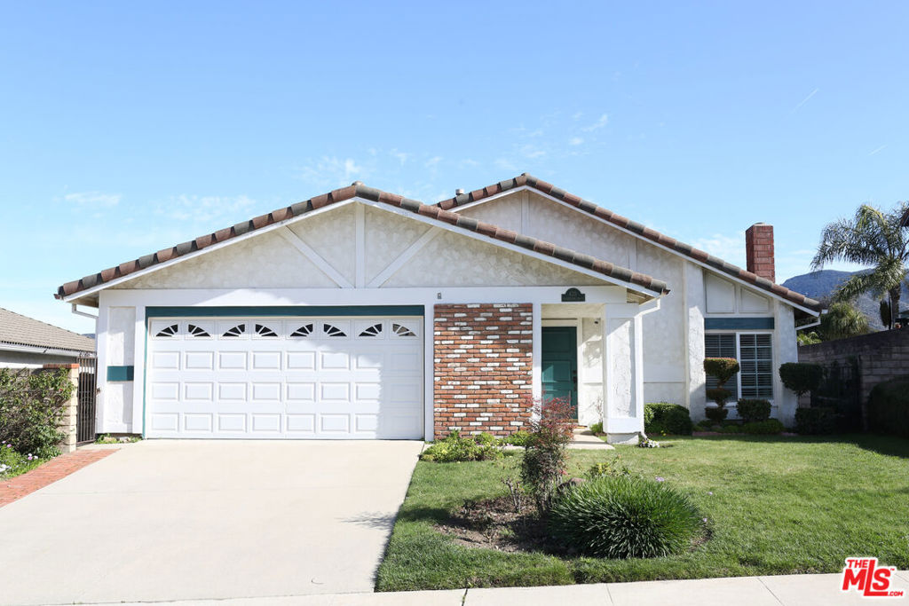 420 Blackhawk Drive