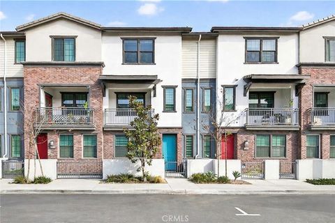 6982 Crimson Buena Park CA 90621