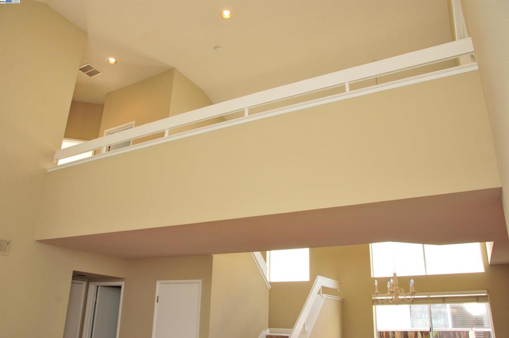 DIXONLAING - Residential Lease