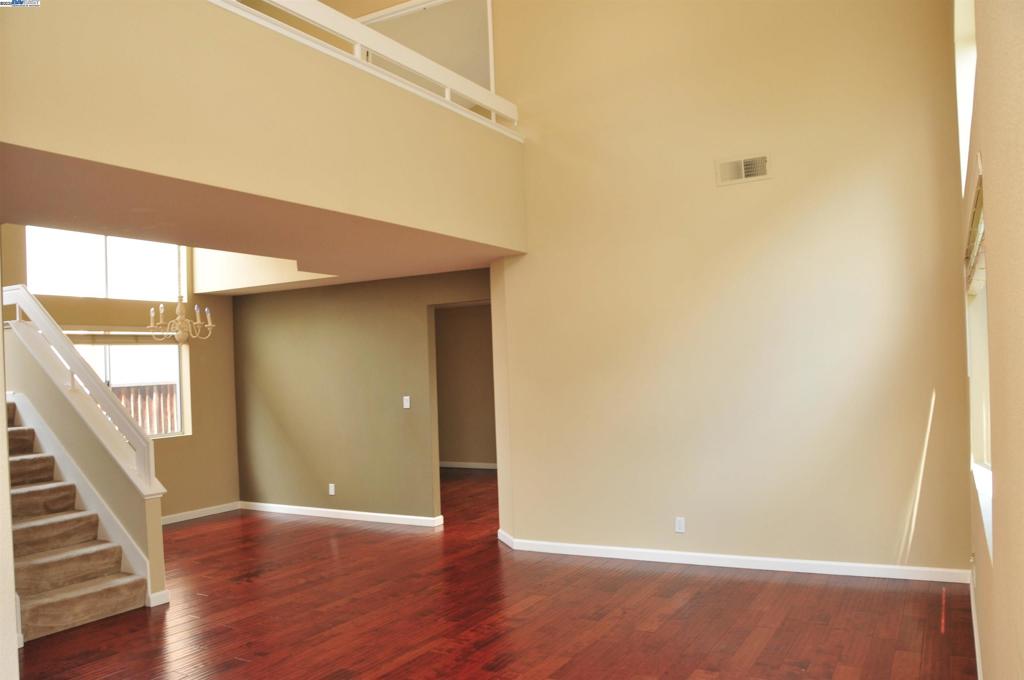 DIXONLAING - Residential Lease