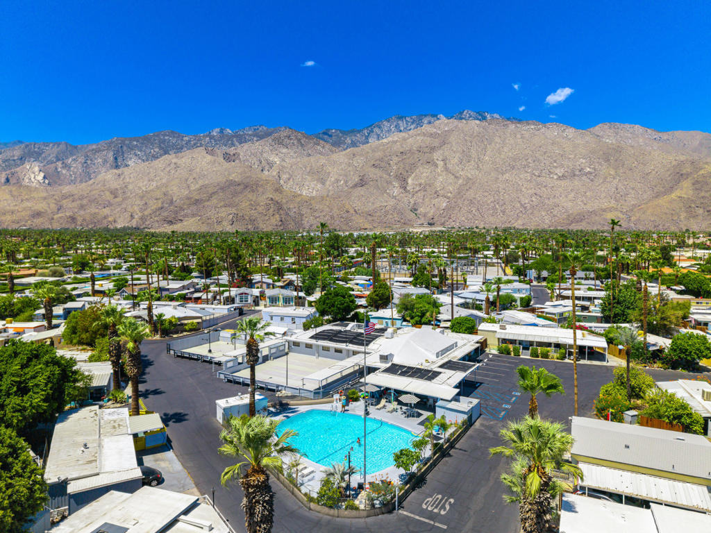 Ramon Mobile Park - Manufactured In Park