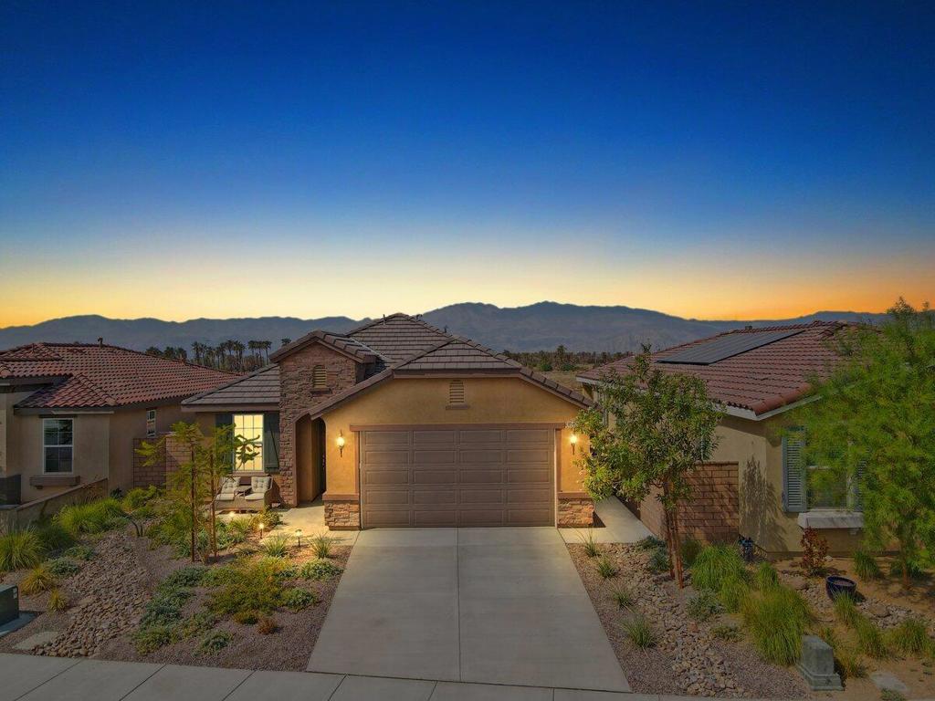 85829 Burano Place