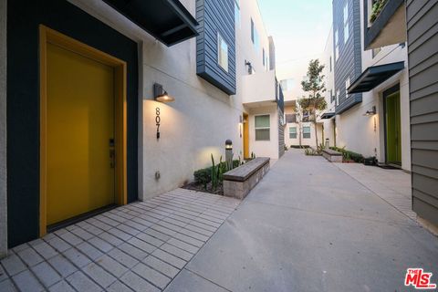 Photo of 807 Jade Place, Montebello, CA 90640 (MLS # 26656661)