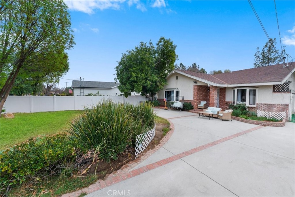 Properties 3 19010 Ingomar Street