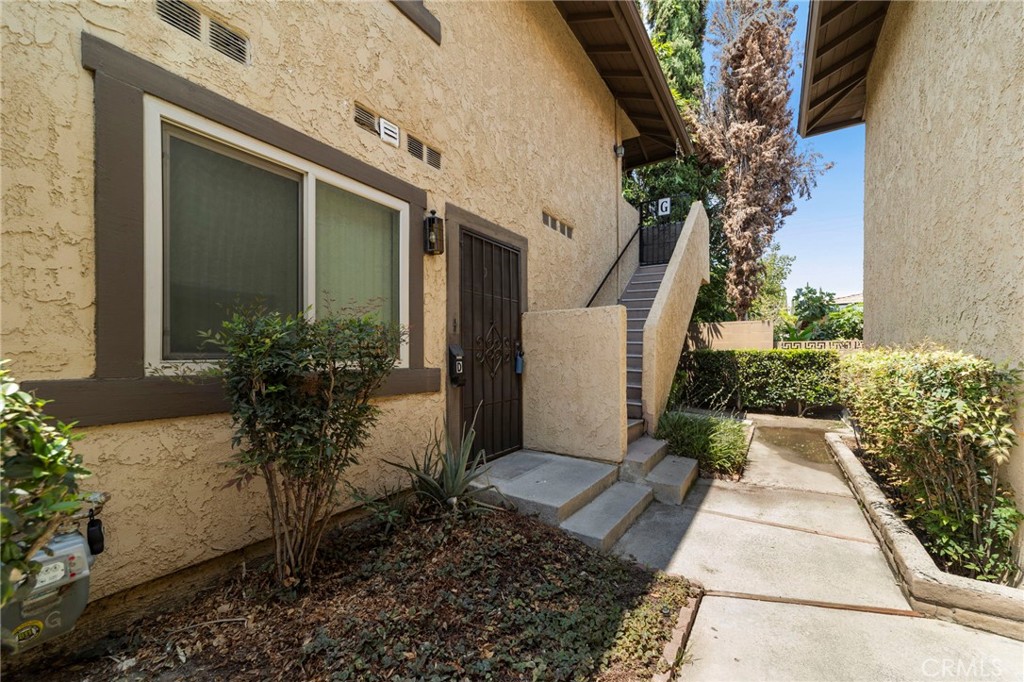 Welcome to this inviting 2-bedroom, 2-bath home in the highly desirable city of Temple City. Offering comfort, functionality, and an unbeatable location, this residence is perfect for those seeking a blend of convenience and charm. Step inside to find a bright and spacious living room filled with natural light, creating a warm and welcoming atmosphere. The thoughtfully designed floor plan includes a well-appointed kitchen with ample cabinetry and counter space, a cozy dining area, and two comfortable bedrooms. The primary suite features its own private bath, while the second bedroom and additional full bathroom offer flexibility for guests, a home office, or hobby space. One of the standout features of this property is the detached 2-car garage located just across the way—providing secure parking and extra storage while keeping the home itself free of clutter. The community offers well-maintained grounds and a peaceful setting, all while being close to shopping, dining, parks, and top-rated schools. With easy access to major freeways, commuting and weekend getaways are a breeze. This Temple City gem combines comfort, convenience, and value—making it an ideal place to call home.
