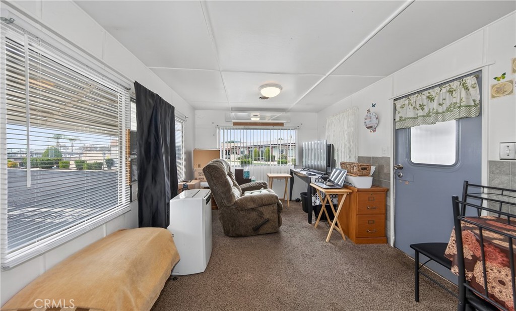 44725 E Florida Avenue 56