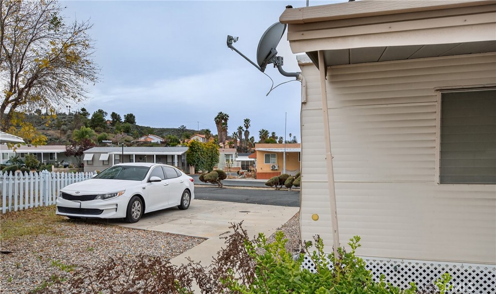 44725 E Florida Avenue 56