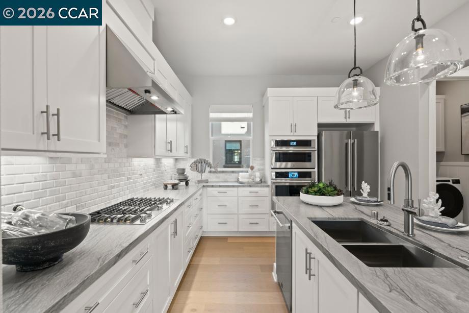 1106 Althea Terrace 3, Sunnyvale CA 94086