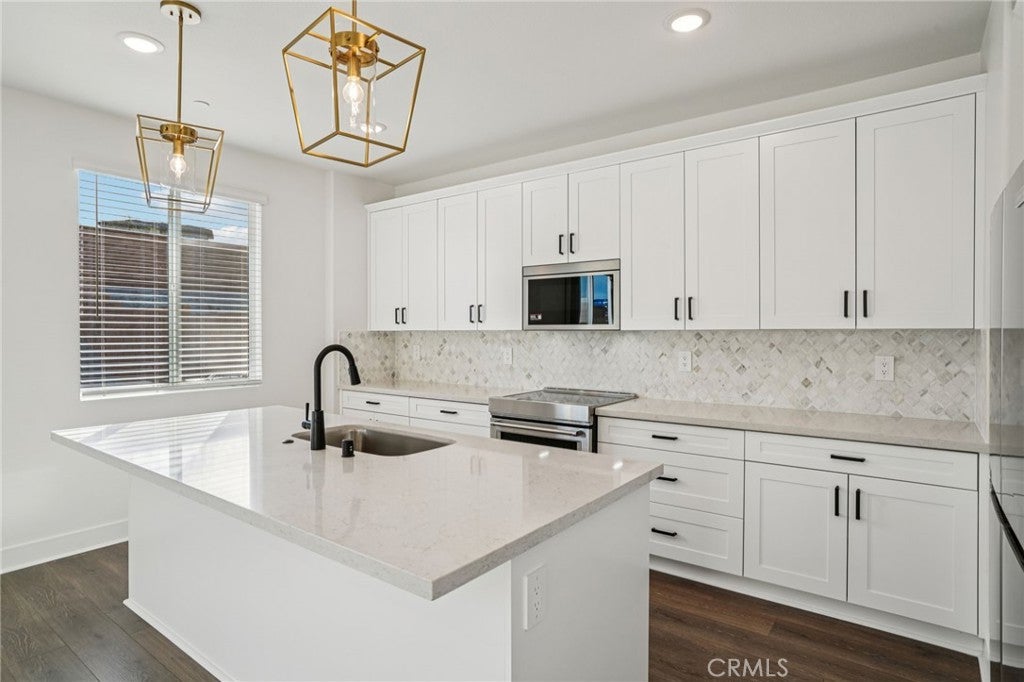 36157 Cameron Place