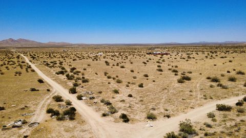 Photo of 185 Ave P, Palmdale, CA 93550 (MLS # 219147744DA)