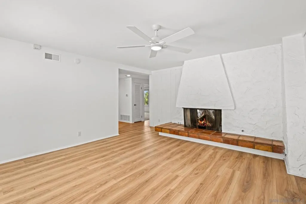 La Jolla, California 92037, United States, 4 Bedrooms Bedrooms, ,4 BathroomsBathrooms,Residential,Active,208608