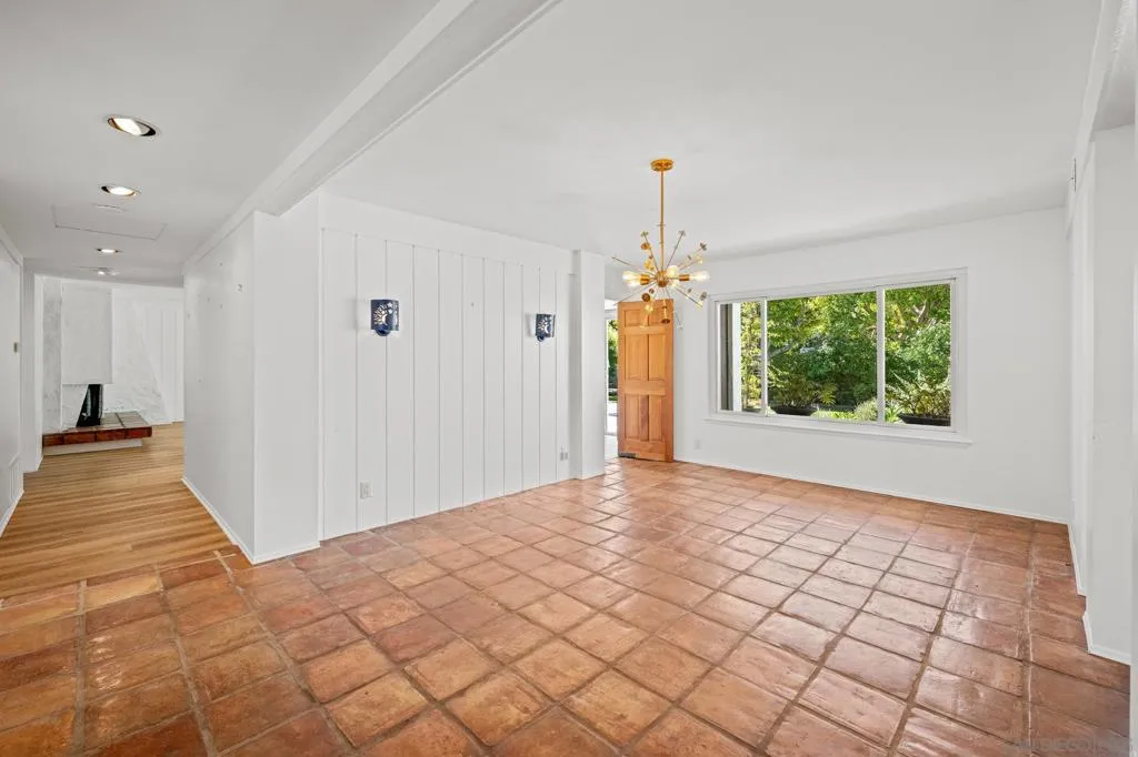 La Jolla, California 92037, United States, 4 Bedrooms Bedrooms, ,4 BathroomsBathrooms,Residential,Active,208608