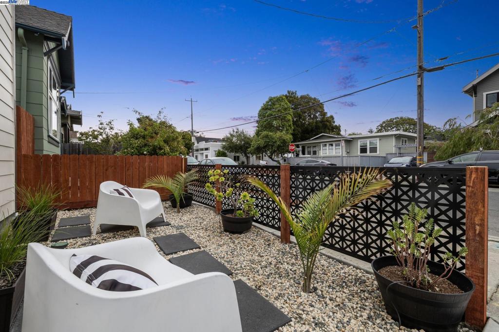 WEST BERKELEY - Residential