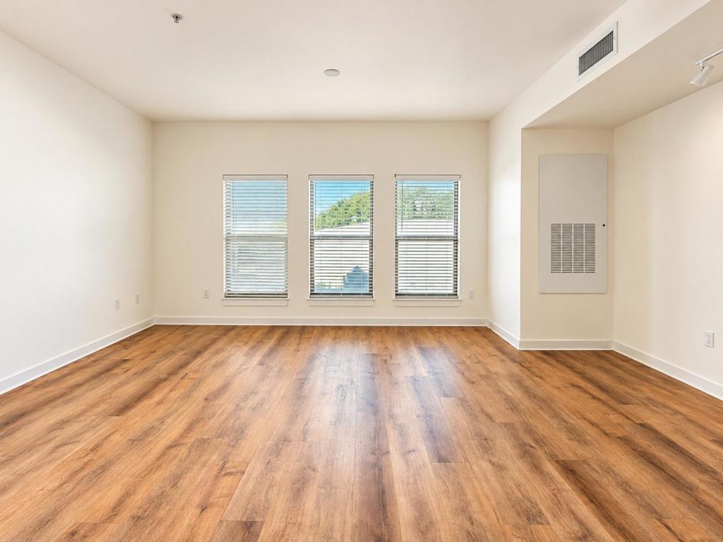 125 Patterson Street 121