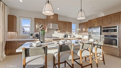 190 Proctor Irvine CA 92618