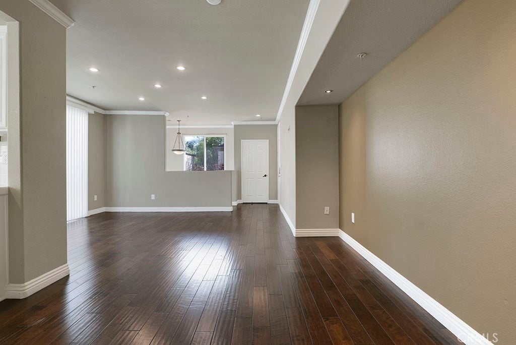 5220 Premiere Hills 222