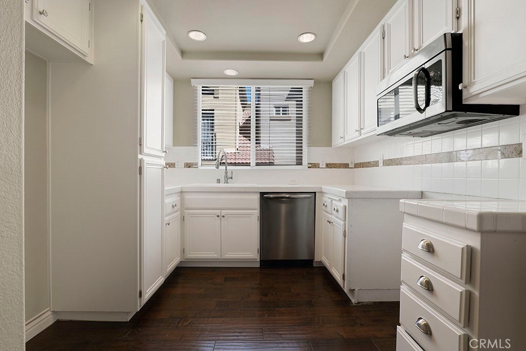 5220 Premiere Hills 222