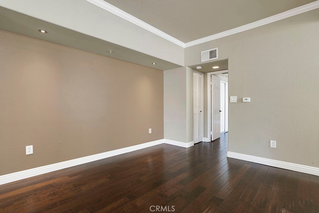 5220 Premiere Hills 222