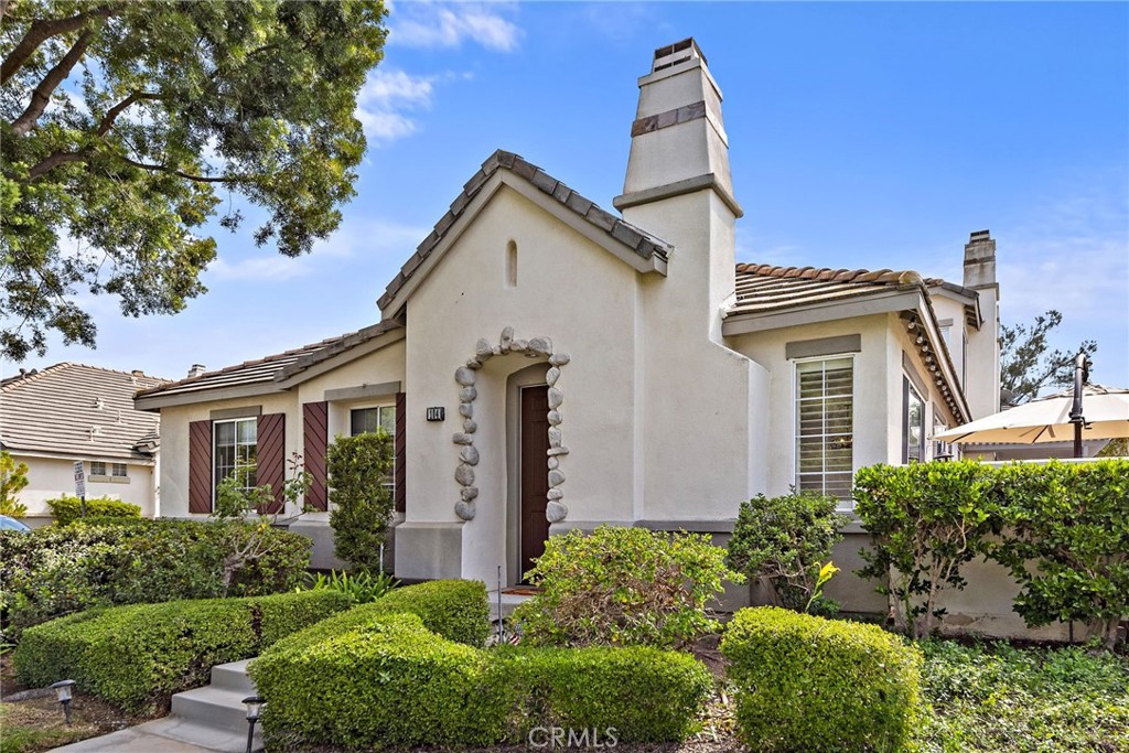 104 Seacountry Lane
