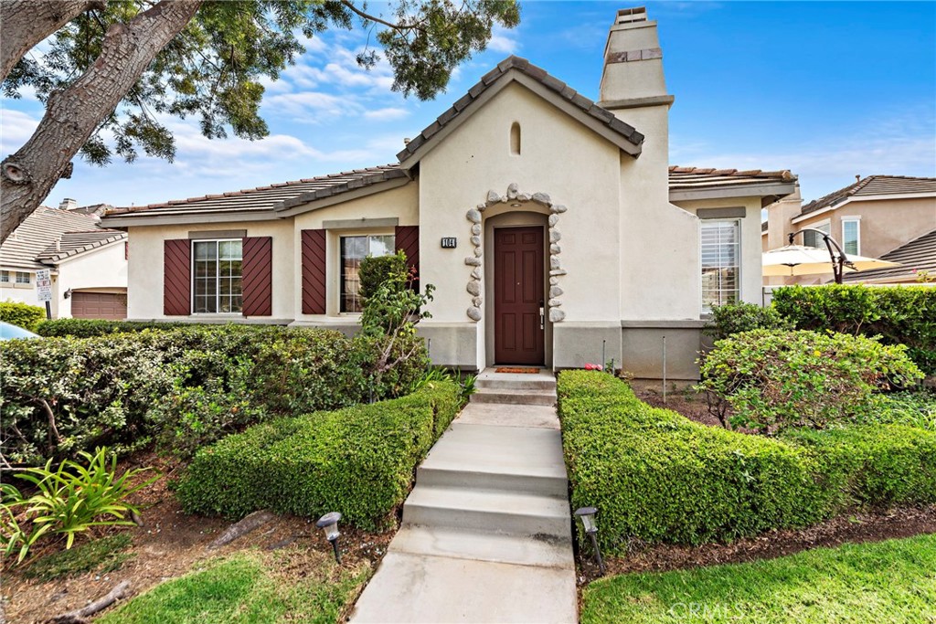 104 Seacountry Lane