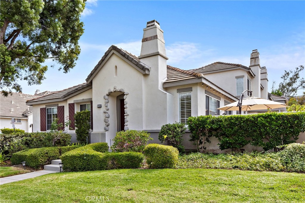 104 Seacountry Lane