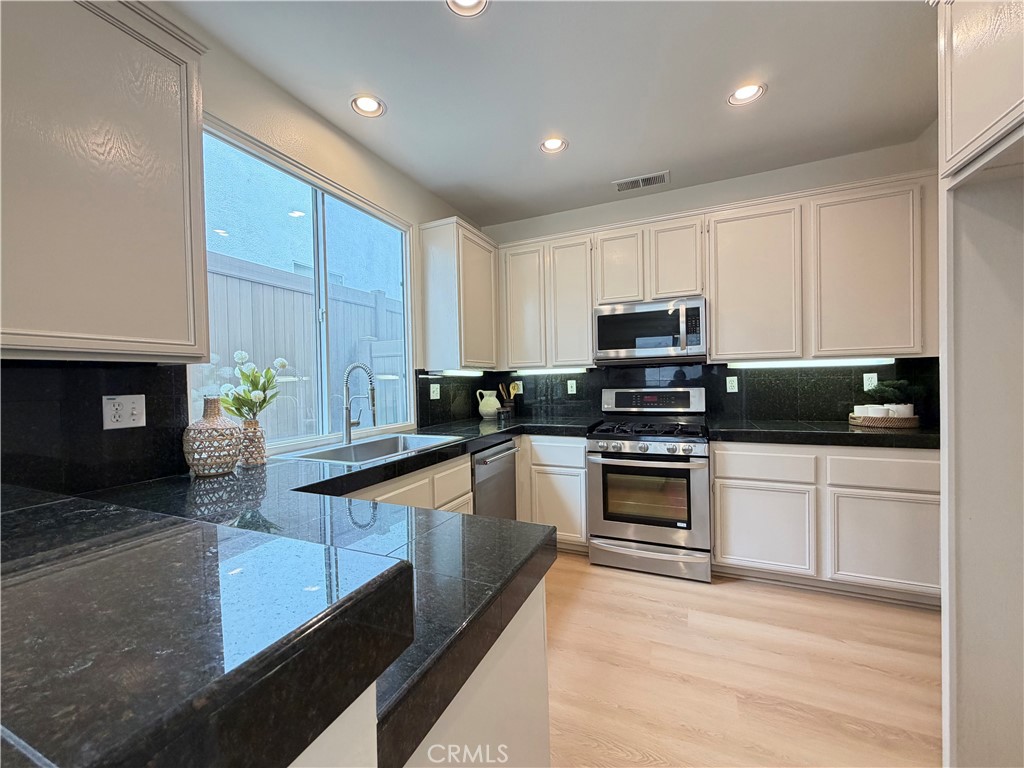 15 Allaire Way, Aliso Viejo CA 92656 - Photo 6