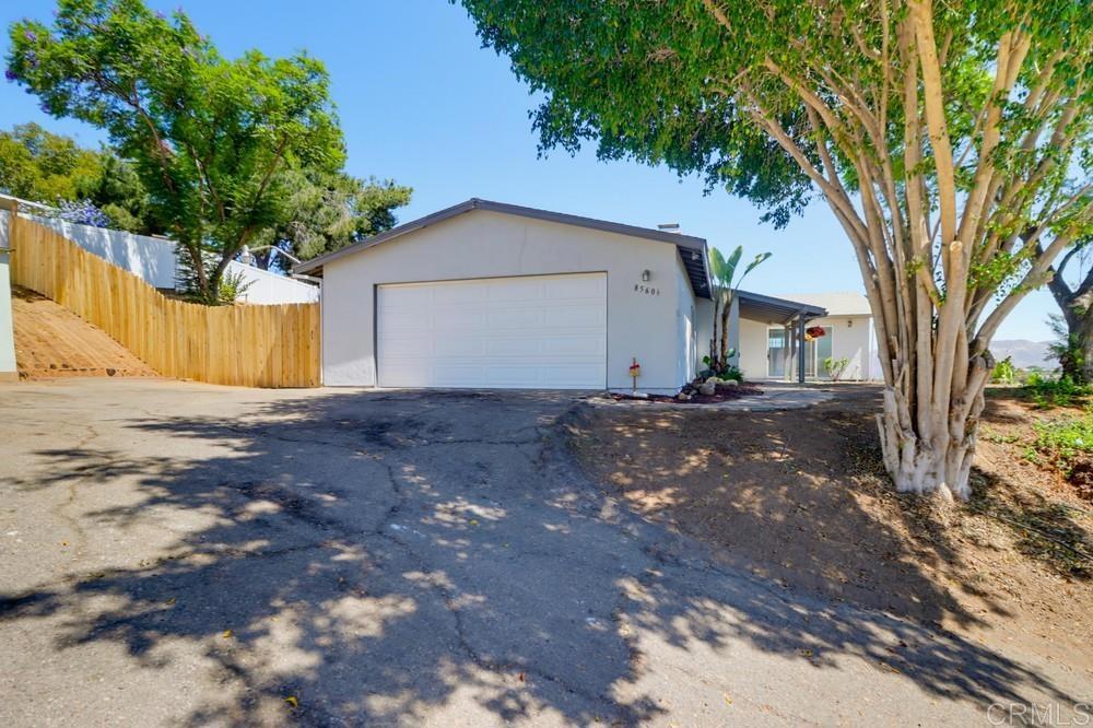 8560 1/2 Winter Gardens Boulevard